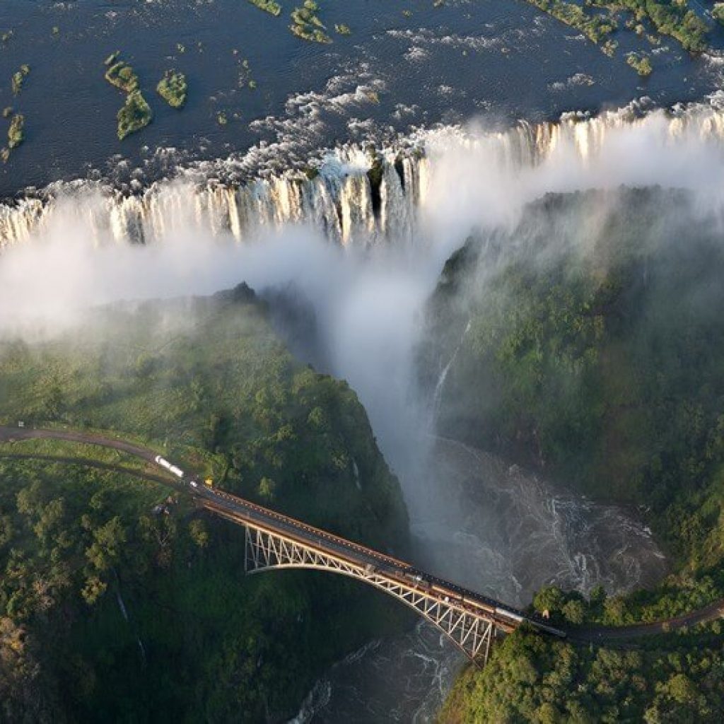 Victoria Falls - Victoria falls